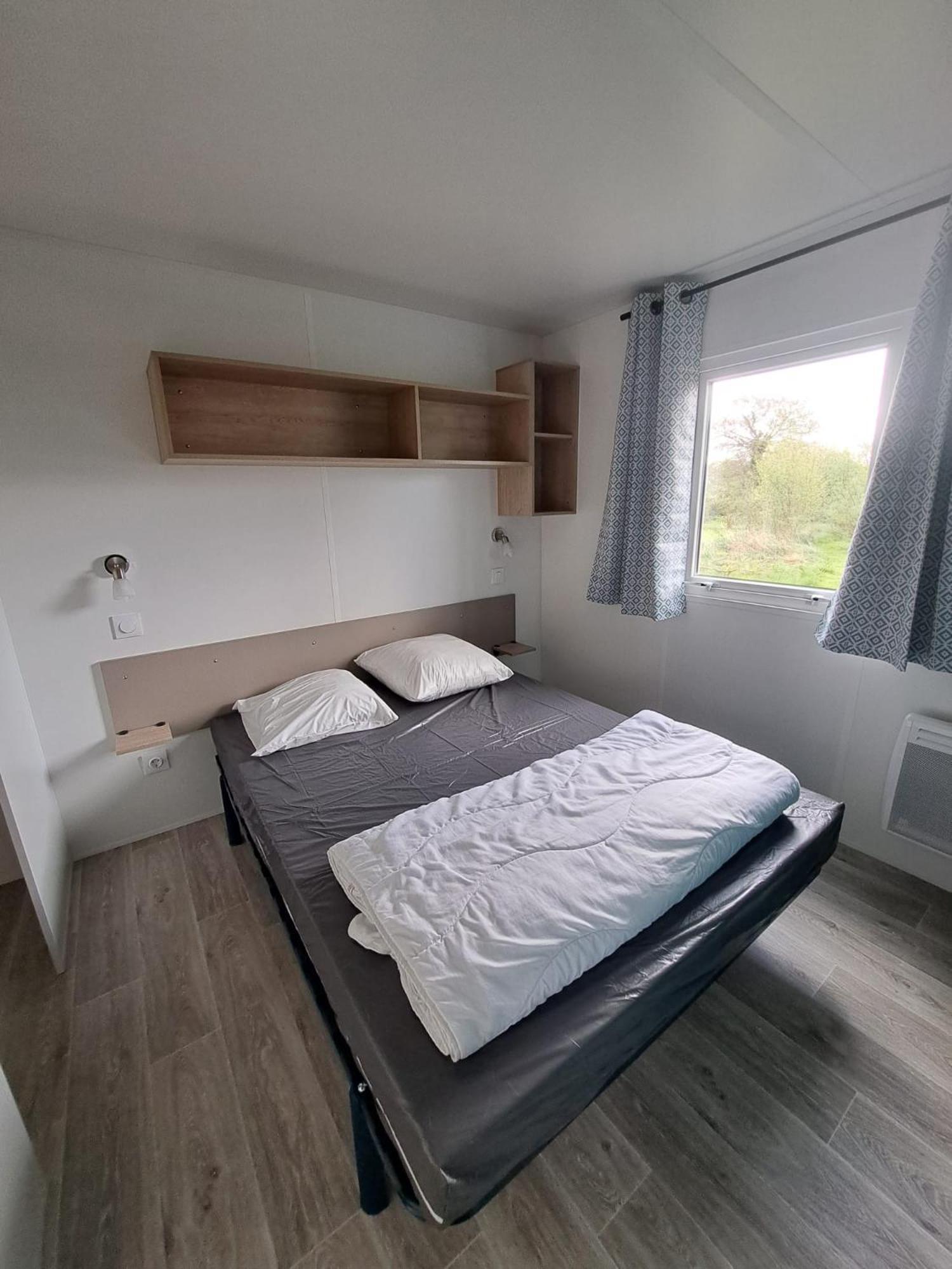 Camping Sainte Mere Eglise Exterior foto