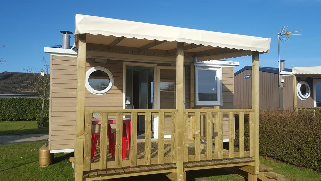 Camping Sainte Mere Eglise Exterior foto