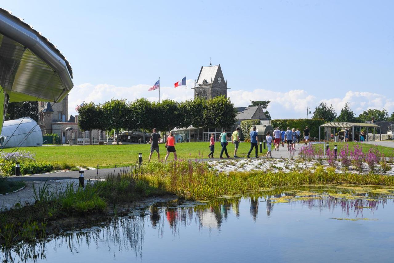 Camping Sainte Mere Eglise Exterior foto